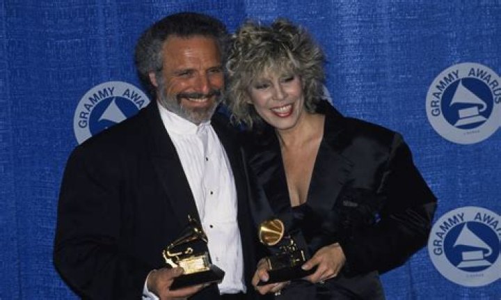 Cynthia Weil Height, Weight, Net Worth, Age, Birthday, Wikipedia, Who, Nationality, Biography