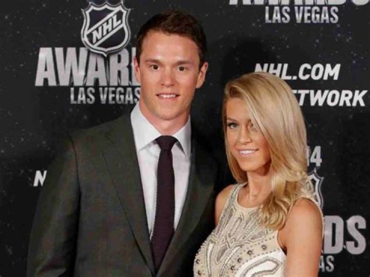 Devon Toews Height, Weight, Net Worth, Age, Birthday, Wikipedia, Who, Nationality, Biography