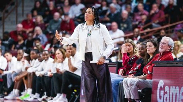 
Does Dawn Staley Shifted To New House, Coach Of The Year Salary Explored 