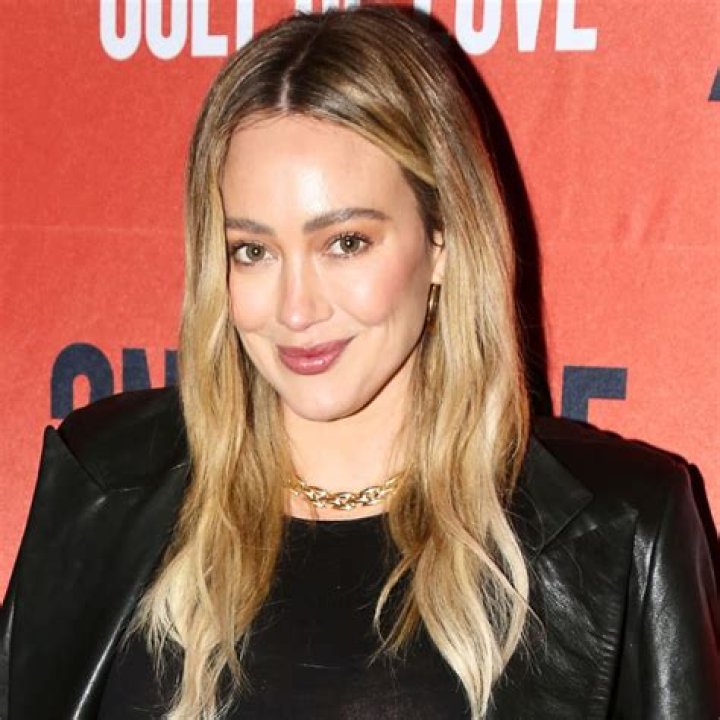 
Hilary Duff Net Worth: How Much Does She Make Per Movie? 