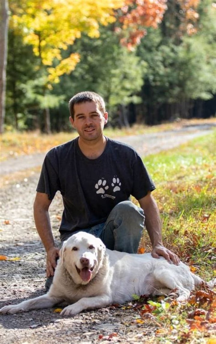 Is Andrew Camarata Married to Wife? Or Dating Girlfriend?
