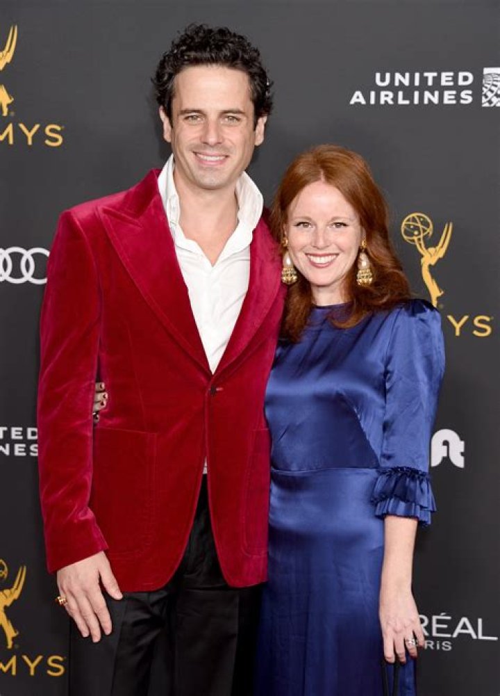 
Luke Kirby Height, Weight, Net Worth, Age, Birthday, Wikipedia, Who, Nationality, Biography 