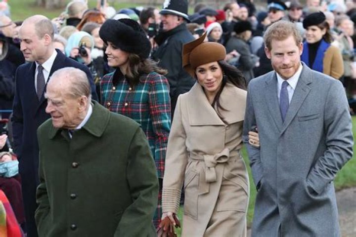 
Meghan Markle Says She ‘Rarely Wore Color’ as Working Royal to ‘Blend In’ with Royal Family 