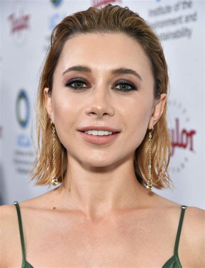 Olesya Rulin Height, Age, Boyfriend, Biography, Wiki, Net Worth