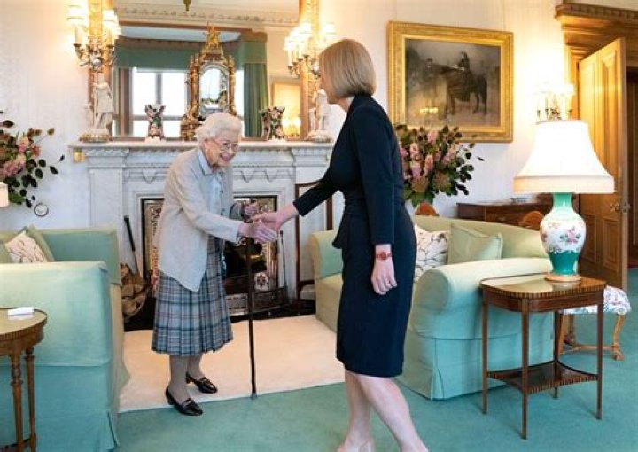 
Politician Liz Truss Siblings: How Many Brother And Sister Does She Have 