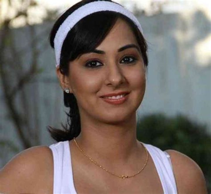 Sakshi Gulati Height, Weight, Net Worth, Age, Birthday, Wikipedia, Who, Instagram, Biography