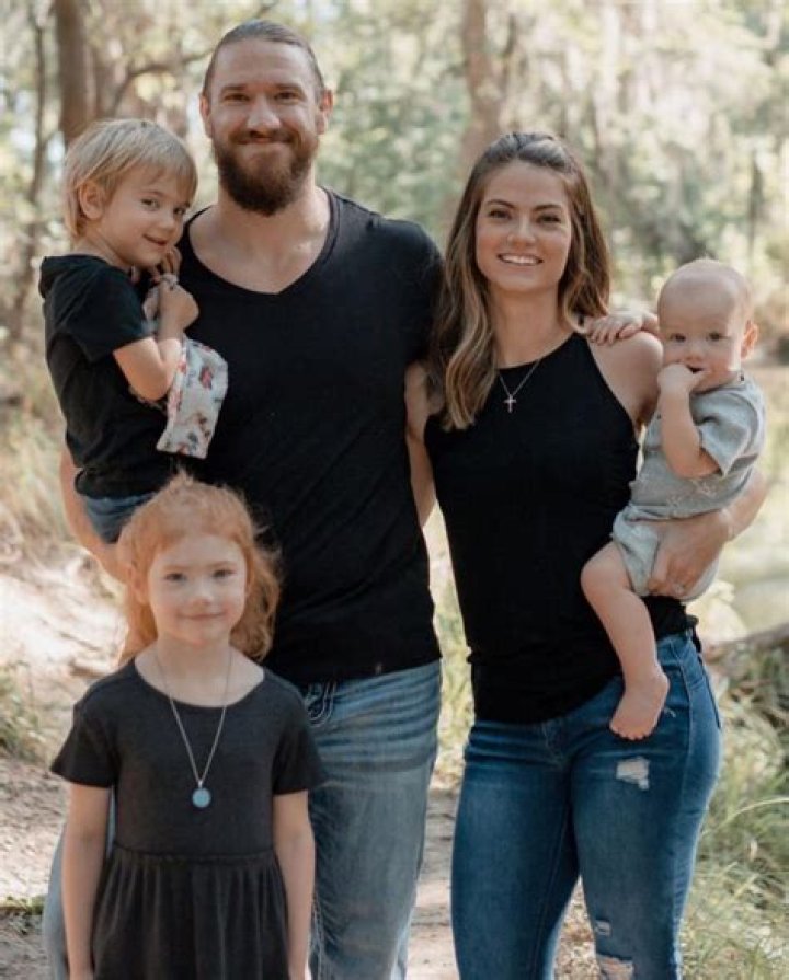 
Sara Lee Siblings And Family Mourns, Where Is her Husband Wesley Blake? Death Cause Explored 
