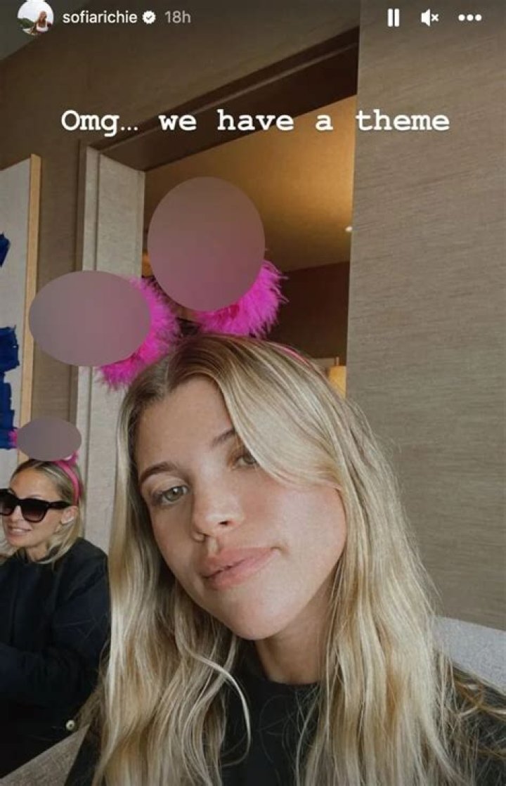 
Sofia Richie Celebrates Her Bachelorette Party with Glam Parisian Getaway Alongside Sister Nicole 