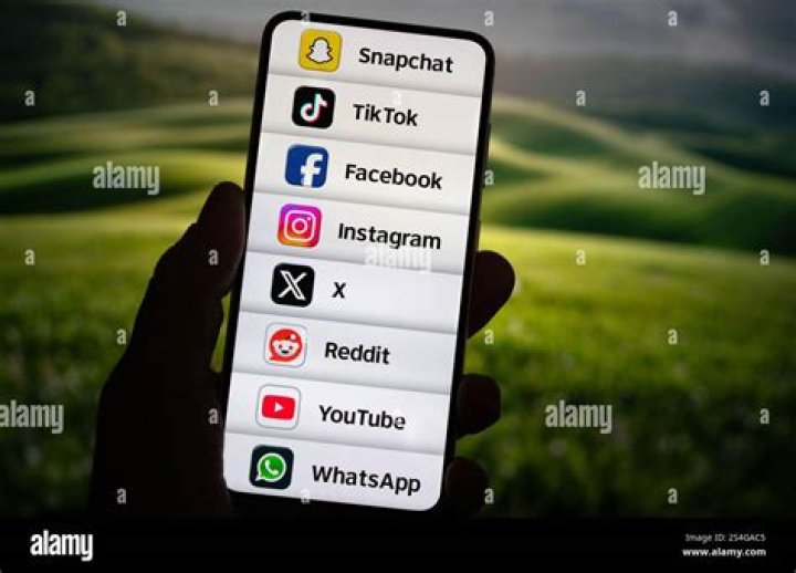 What Does Sta Mean On TikTok and Snapchat