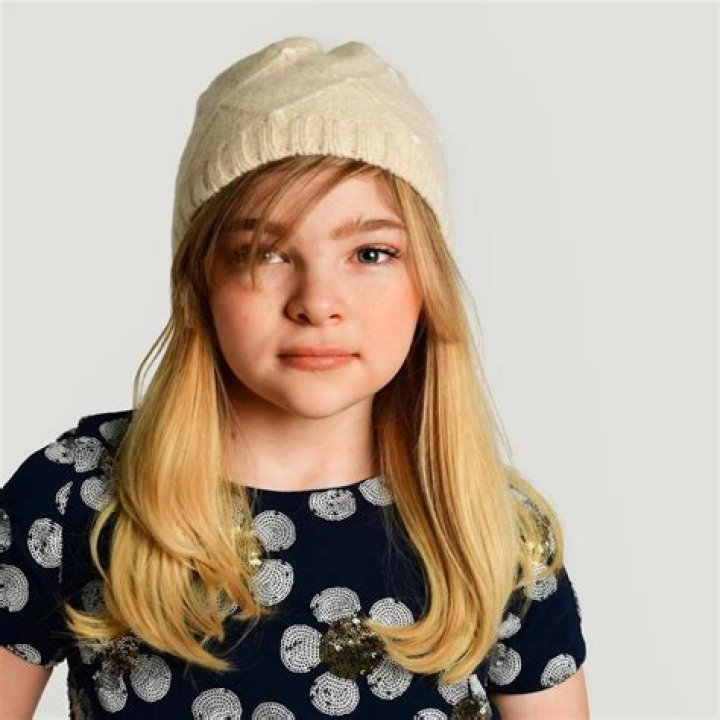 
Who Is Dee McMaher? 10-Year-Old Model Noella McMaher’s Mother Is Non-Binary 